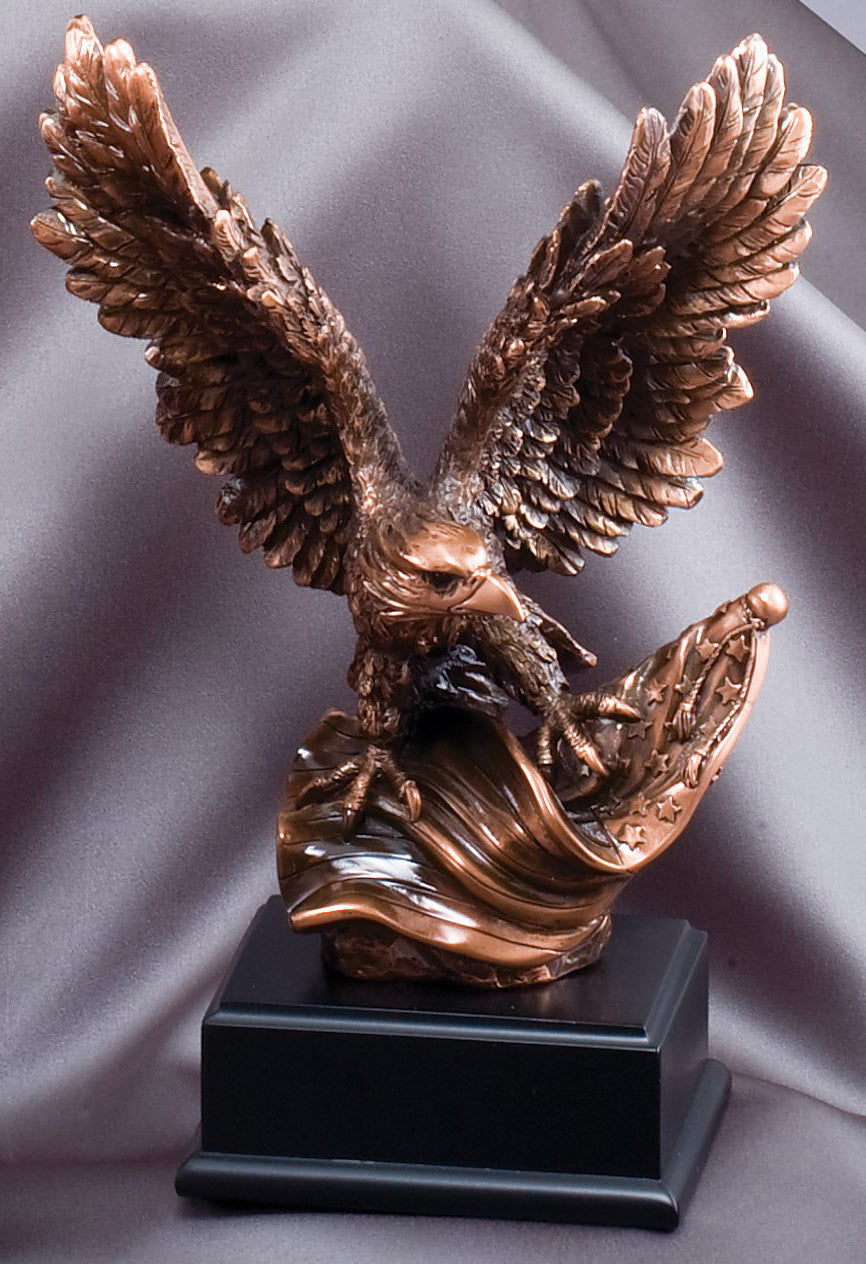 10 INCH ELECTROPLATED ANTIQUE BRONZE AMERICAN EAGLE FLAG TROPHY ON BLACK BASE