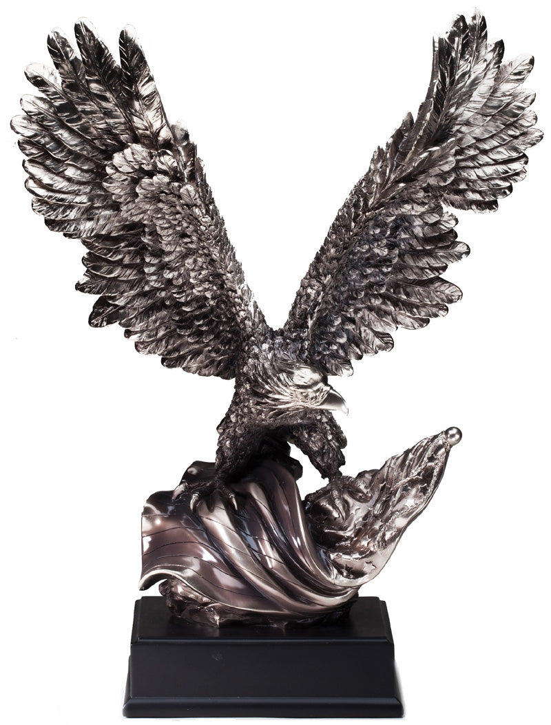 19 INCH ELECTROPLATED ANTIQUE SILVER AMERICAN EAGLE FLAG TROPHY ON BLACK BASE