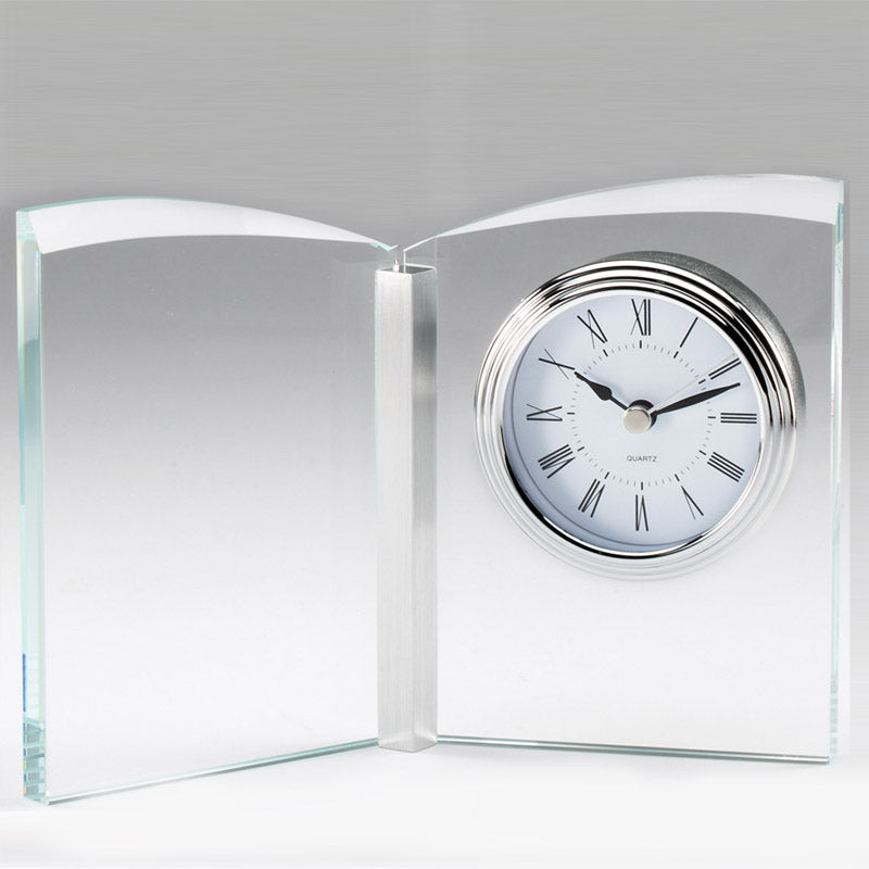 7-1/4 X 5-1/4 INCH OPTICAL CRYSTAL BUTTERFLY DESK CLOCK QUARTZ MOVEMENT