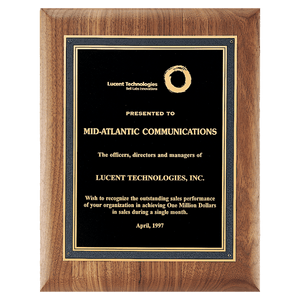 Walnut Plaque with Black/Gold Florentine Border Textured Black 2 8" x 10 1/2" American LaserFX Plate