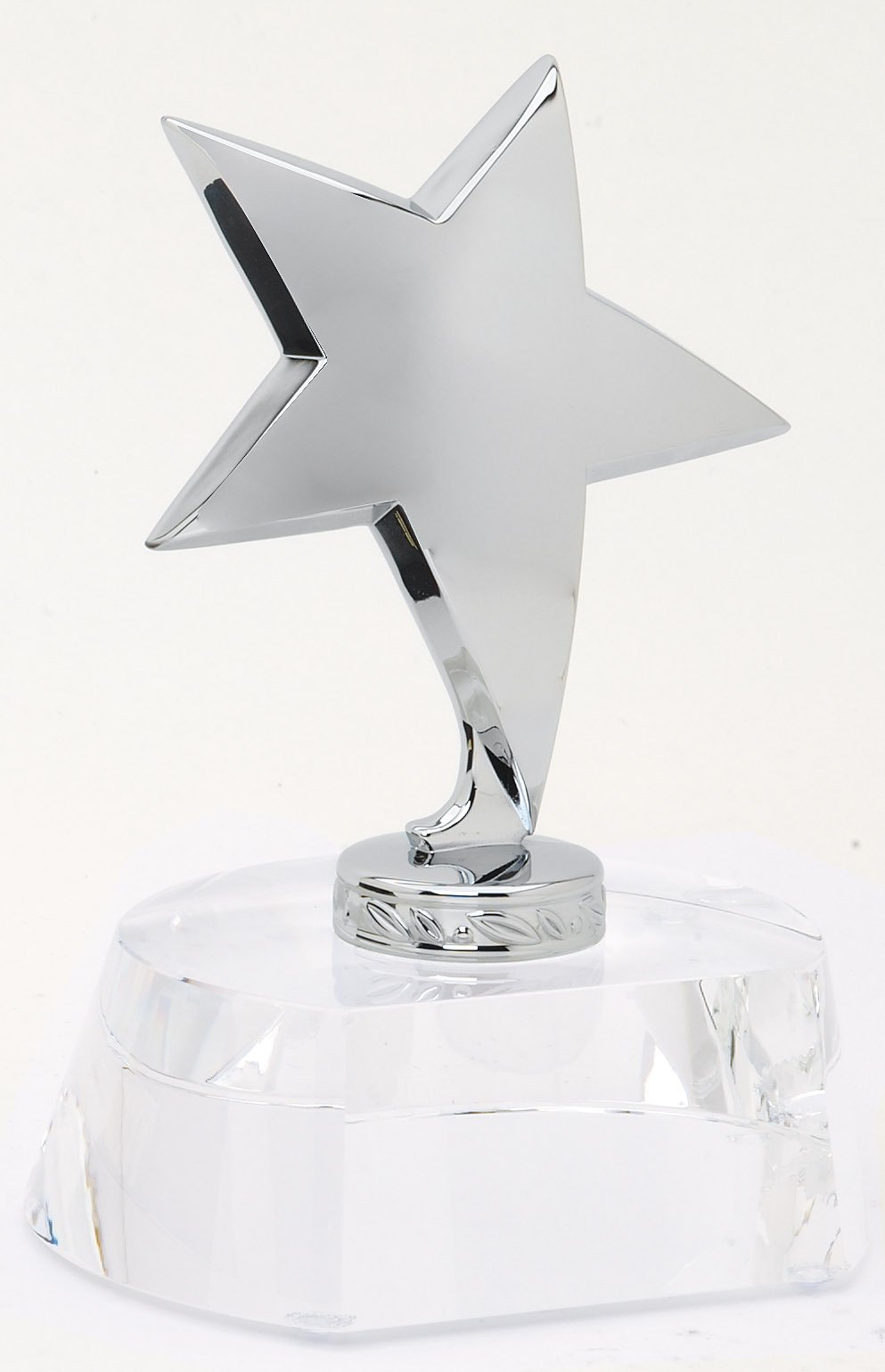 OPTICAL CRYSTAL TROPHY WITH POLISHED METAL SILVER STAR. GIFT BOXED SIZE 4 1/2 INCH X 5 3/4 INCH WITH SILVER PLATE FOR ENGRAVING